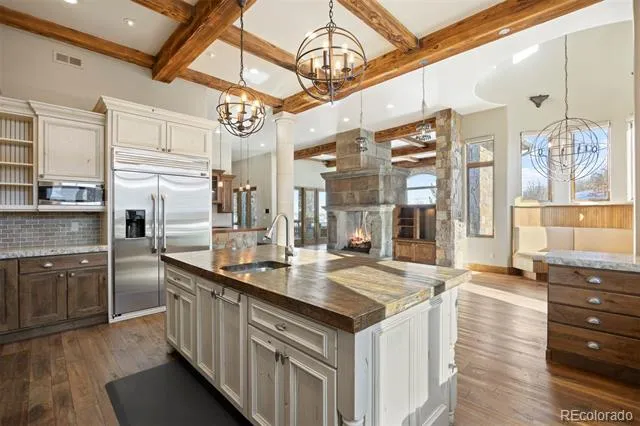 3120 Bears Den Drive Sedalia, CO 80135