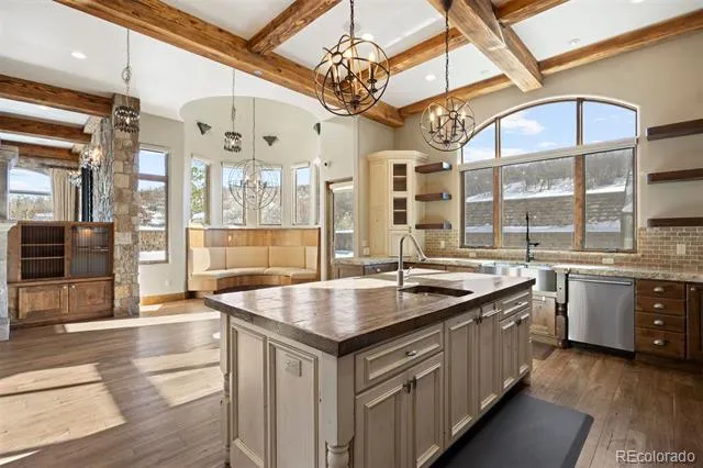 3120 Bears Den Drive Sedalia, CO 80135