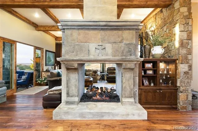 3120 Bears Den Drive Sedalia, CO 80135