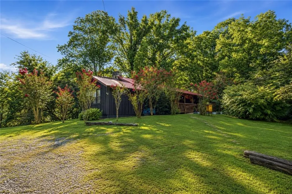 10740 Highway 197 Clarkesville, GA 30523