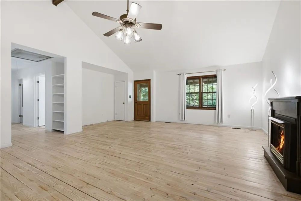 10740 Highway 197 Clarkesville, GA 30523