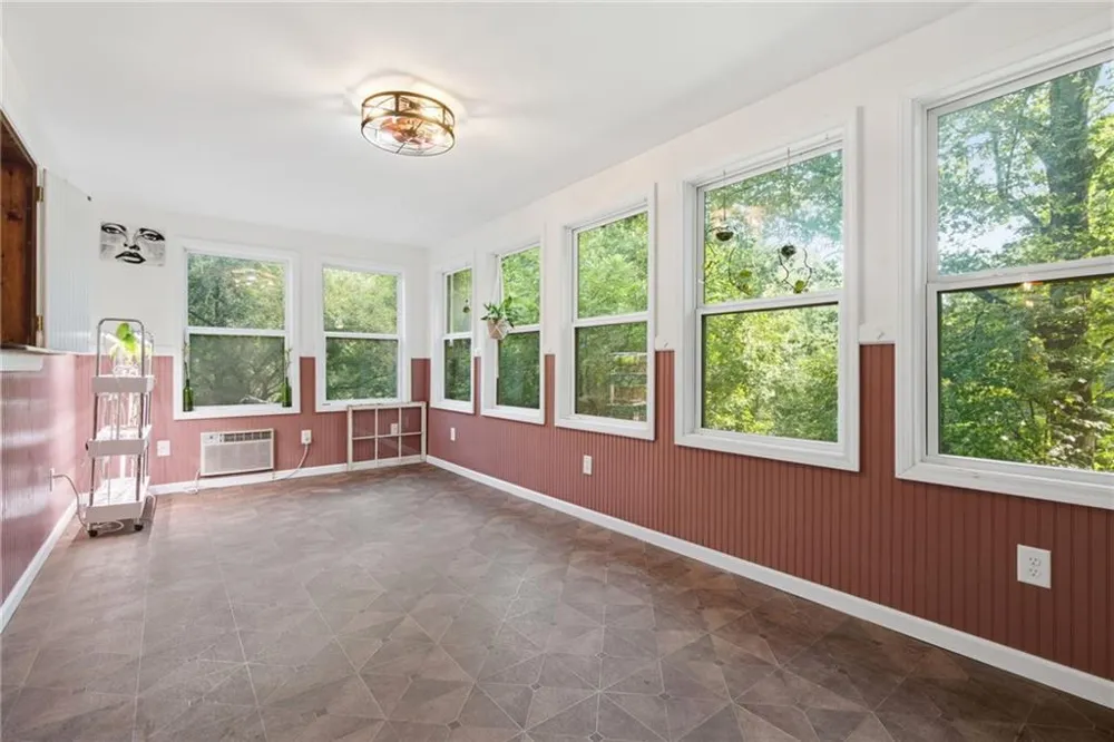 10740 Highway 197 Clarkesville, GA 30523