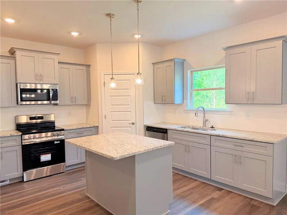 450 Magnolia Grove Place Cornelia, GA 30531
