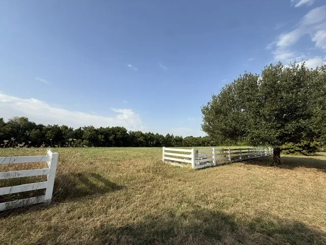 3 St. James Alley Sunnyvale, TX 75182