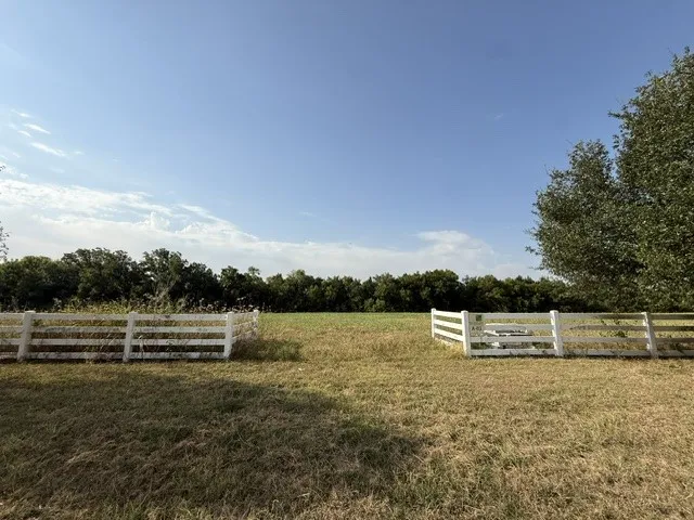 3 St. James Alley Sunnyvale, TX 75182