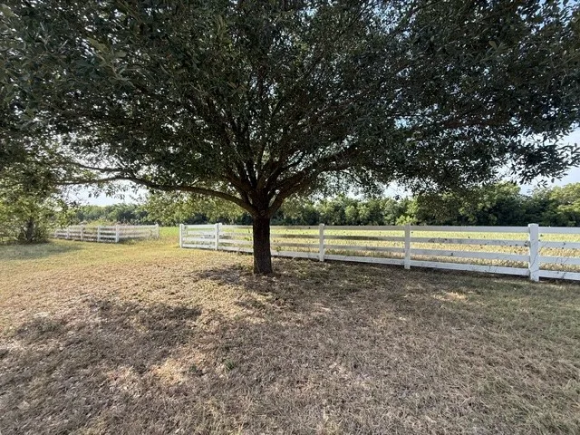 3 St. James Alley Sunnyvale, TX 75182