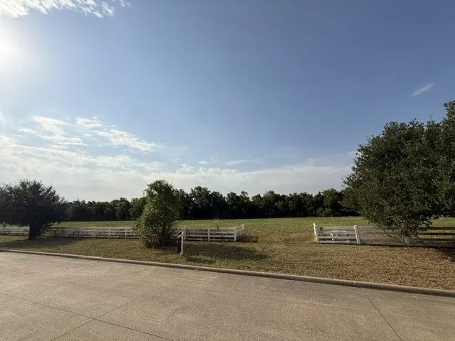 3 St. James Alley Sunnyvale, TX 75182