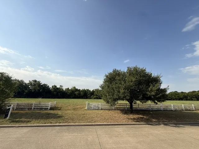 3 St. James Alley Sunnyvale, TX 75182