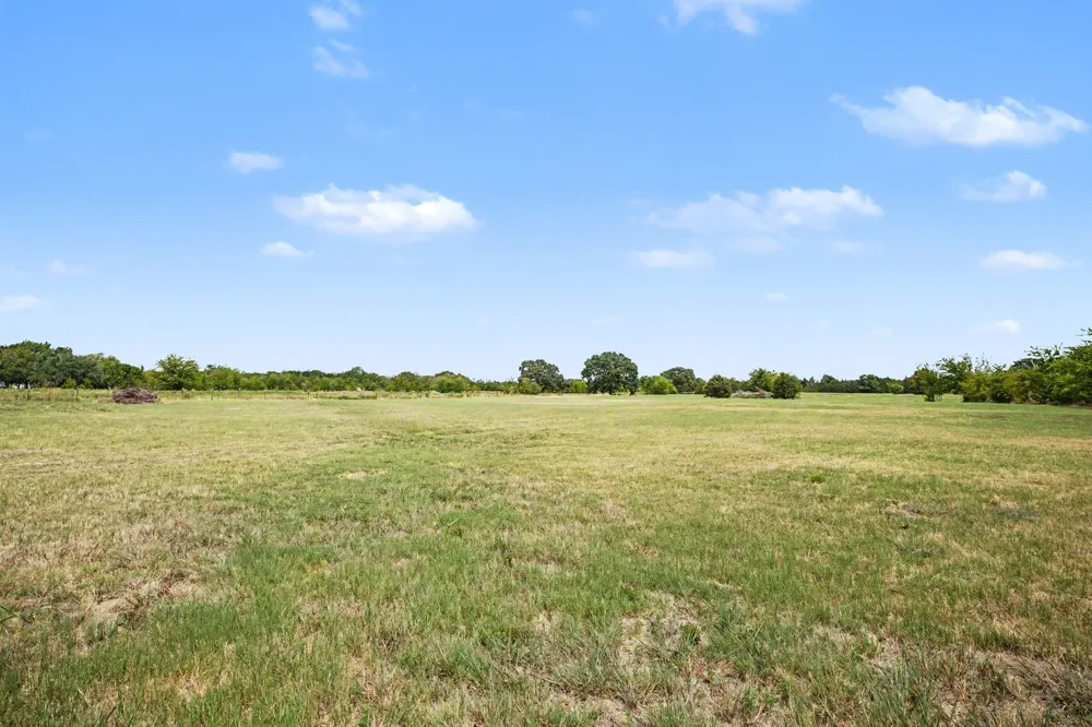 11684 CR 313 Terrell, TX 75161