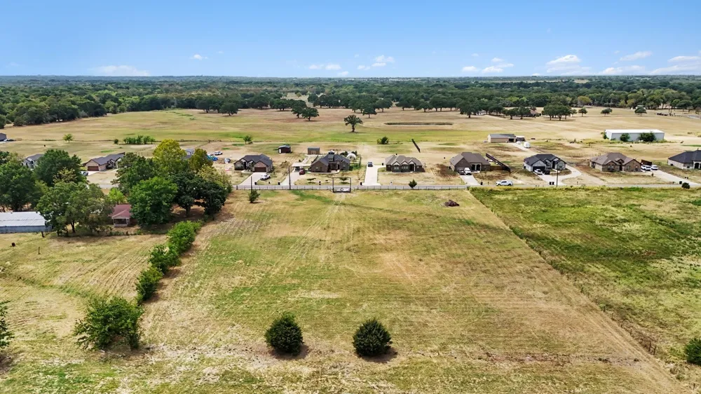 11684 CR 313 Terrell, TX 75161