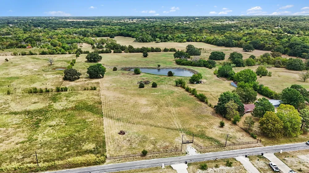 11684 CR 313 Terrell, TX 75161