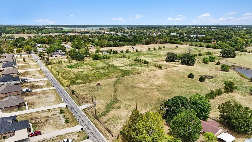 11684 CR 313 Terrell, TX 75161