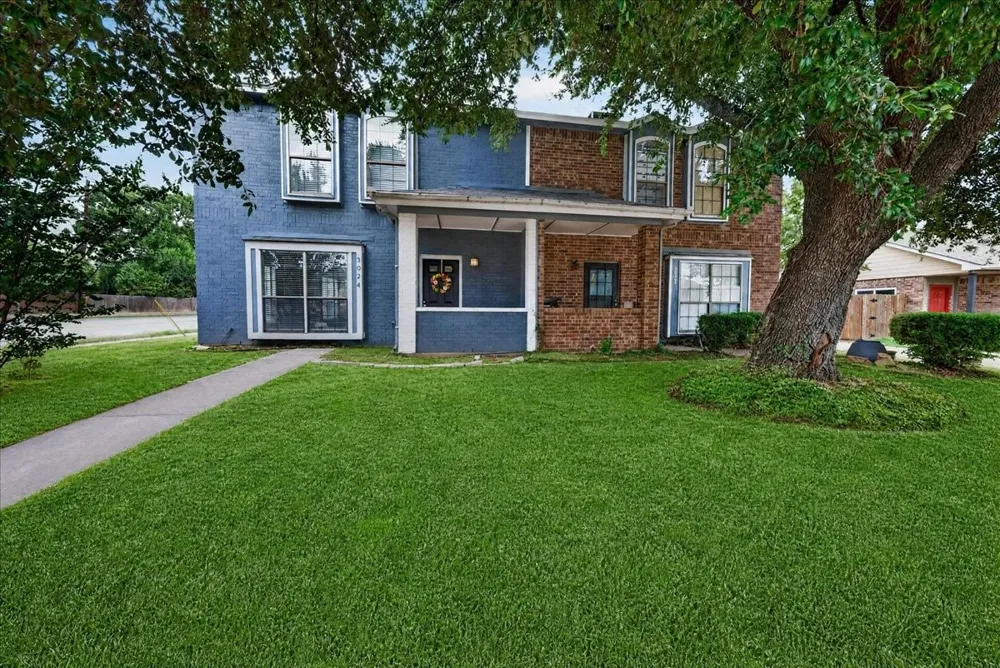 3024 Roxboro Road Euless, TX 76039
