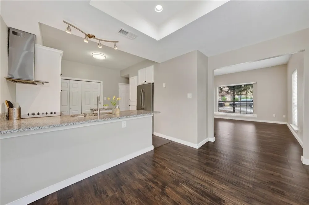 3024 Roxboro Road Euless, TX 76039