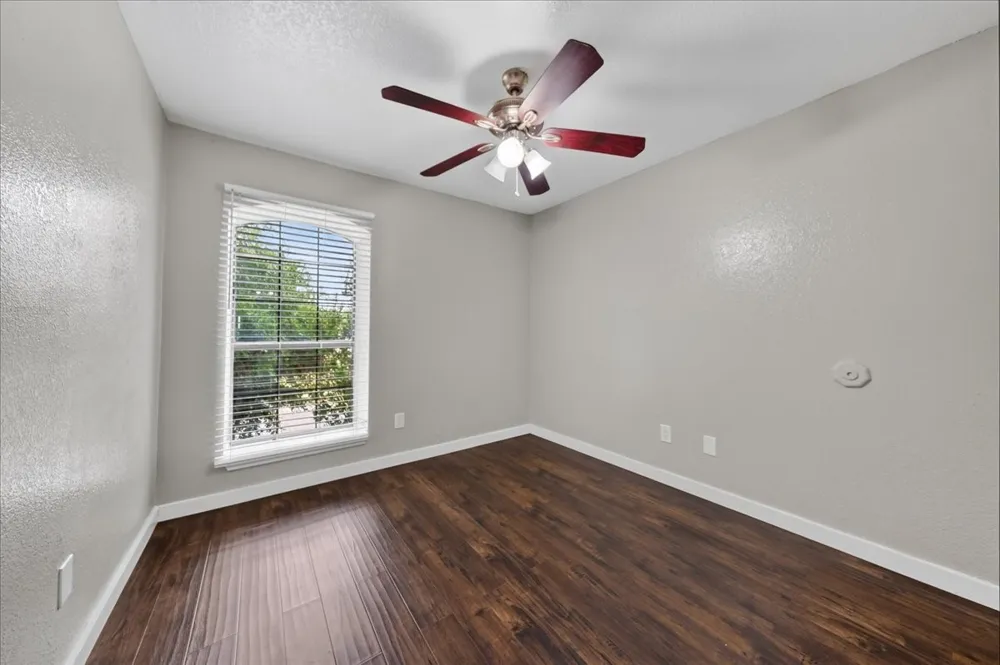 3024 Roxboro Road Euless, TX 76039
