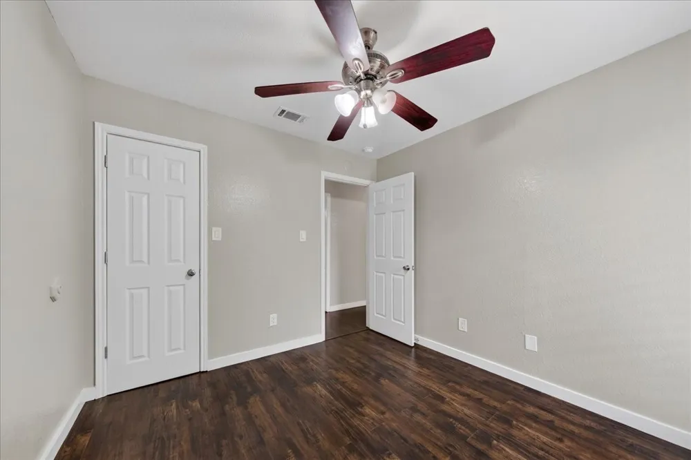 3024 Roxboro Road Euless, TX 76039