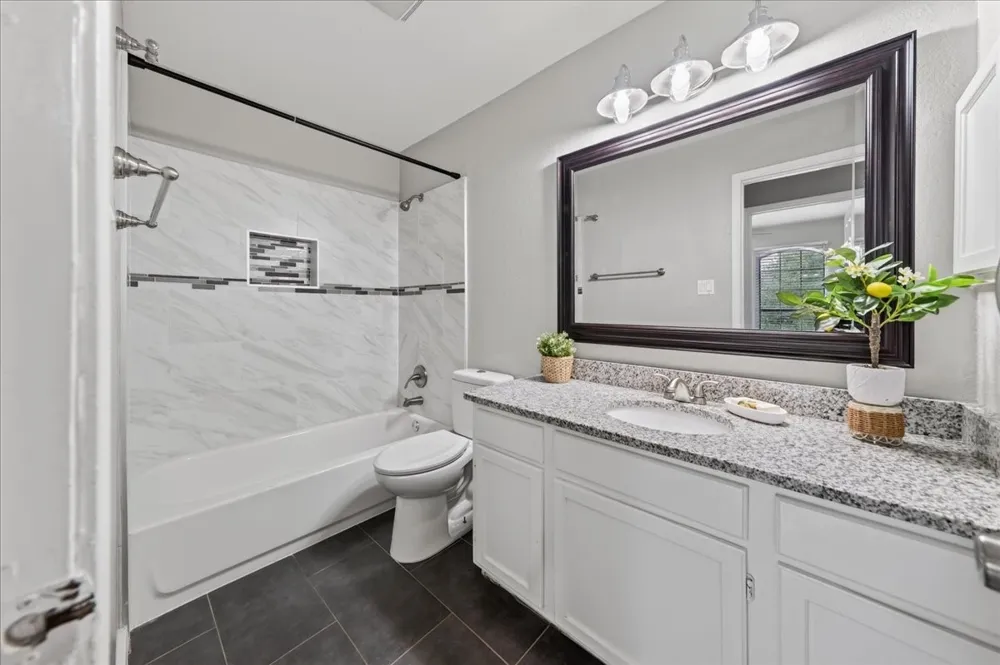 3024 Roxboro Road Euless, TX 76039