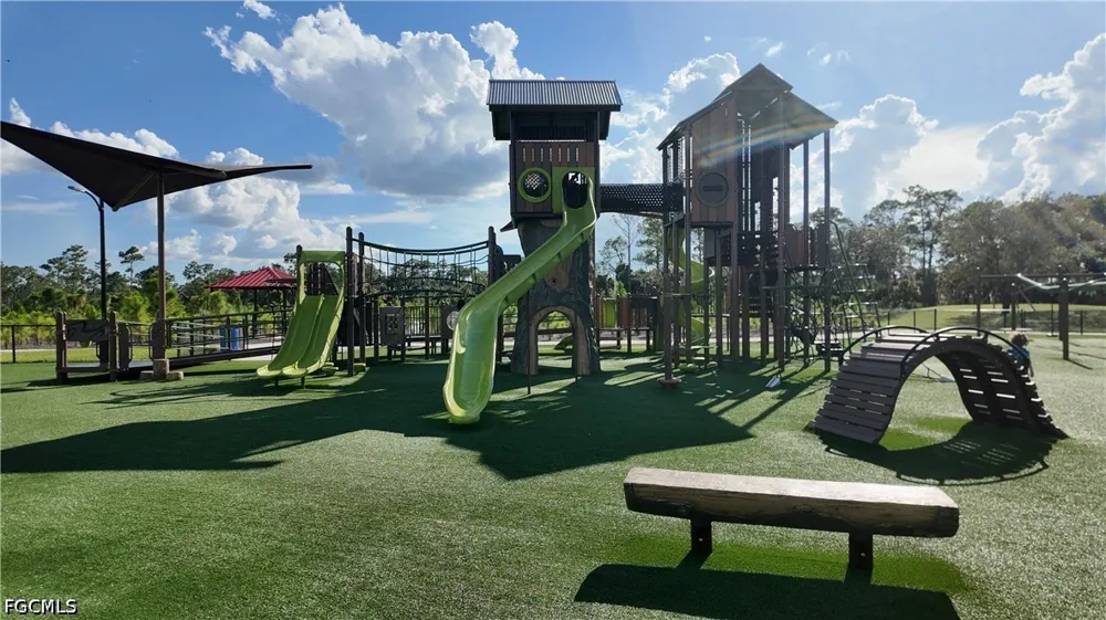 Parkside Court Punta Gorda, FL 33982