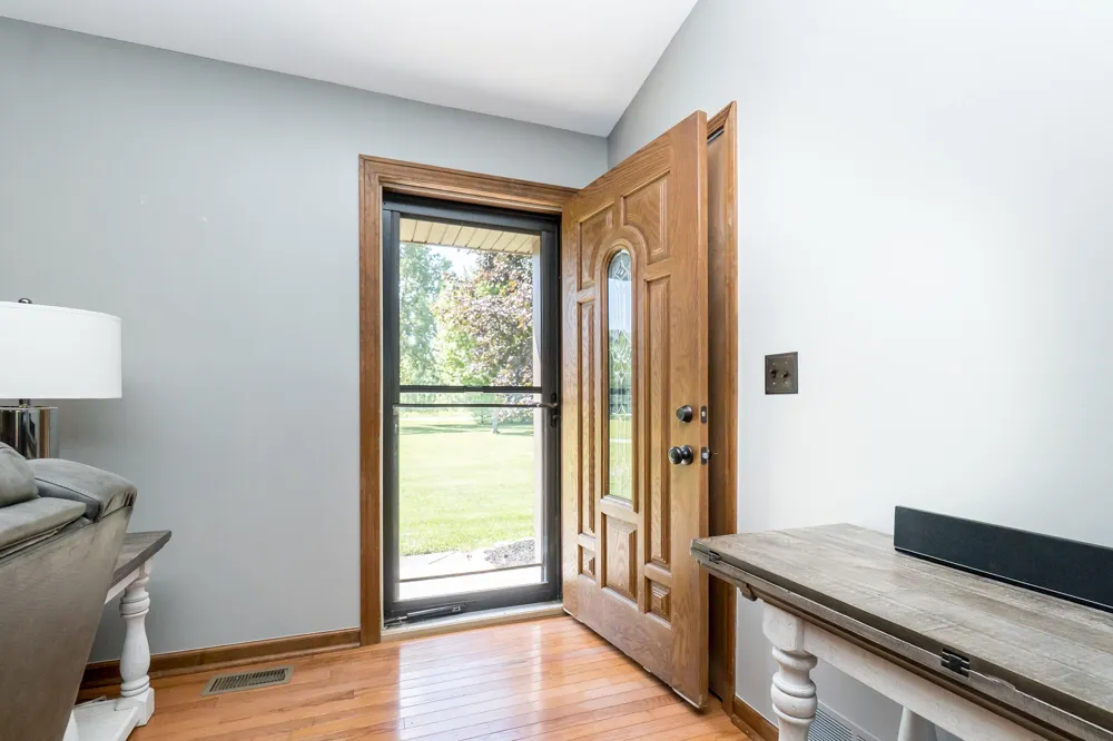 8151 Joda Drive Brighton, MI 48114