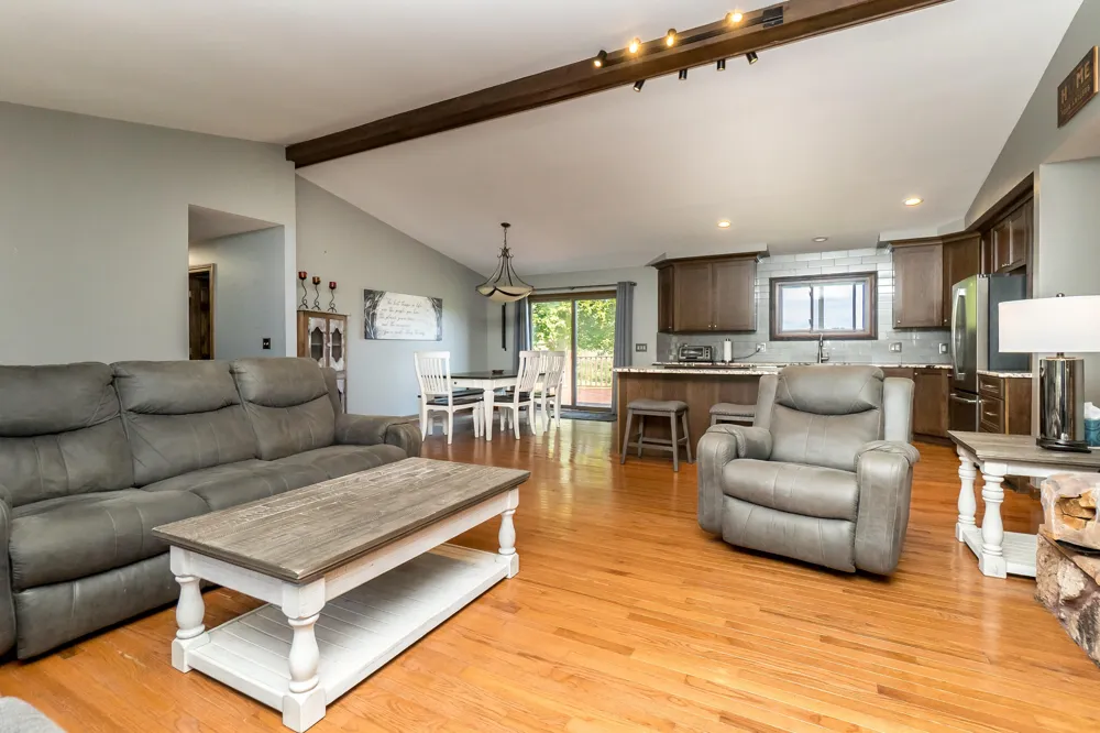 8151 Joda Drive Brighton, MI 48114