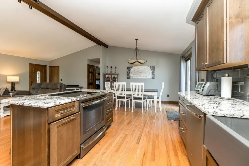 8151 Joda Drive Brighton, MI 48114