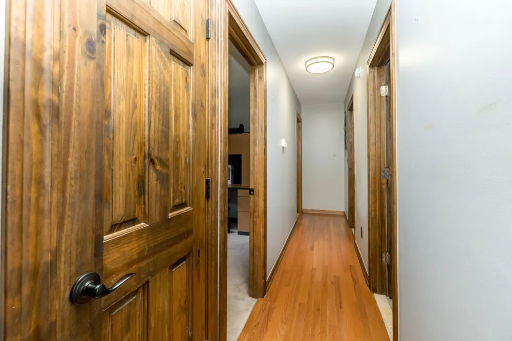 8151 Joda Drive Brighton, MI 48114