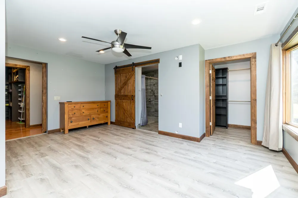 8151 Joda Drive Brighton, MI 48114