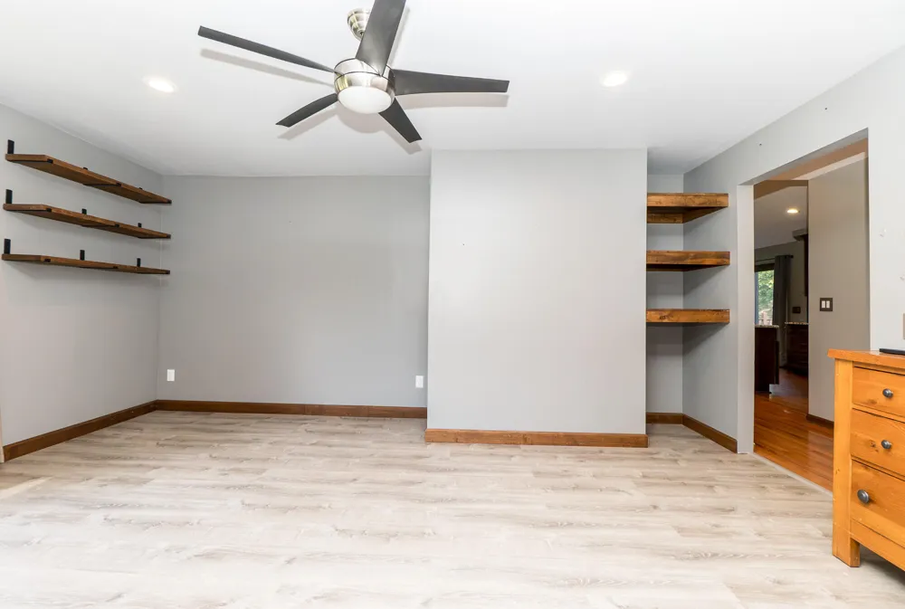 8151 Joda Drive Brighton, MI 48114
