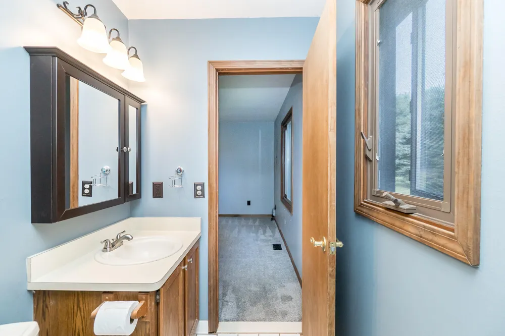 8151 Joda Drive Brighton, MI 48114