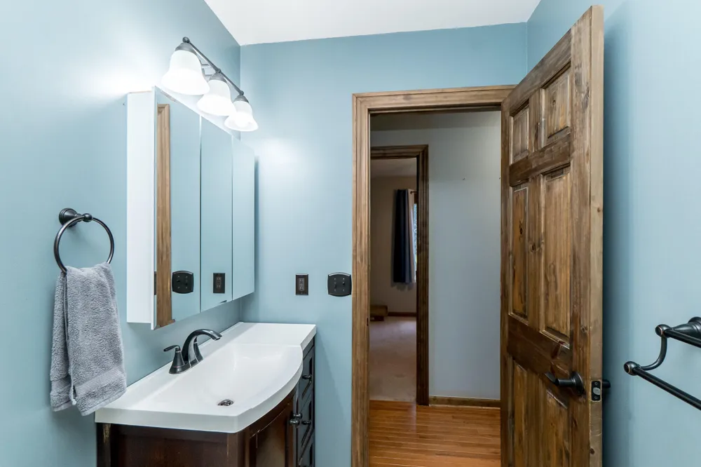 8151 Joda Drive Brighton, MI 48114