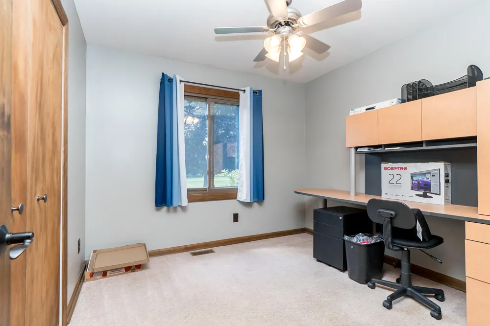 8151 Joda Drive Brighton, MI 48114