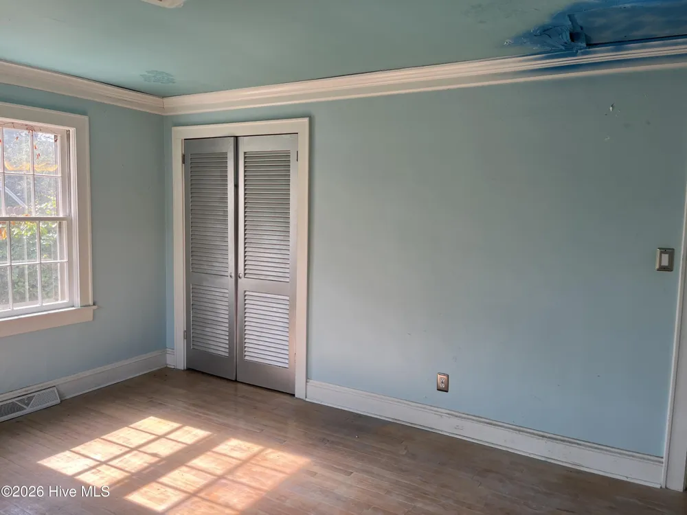 1005 W Queen Street Edenton, NC 27932