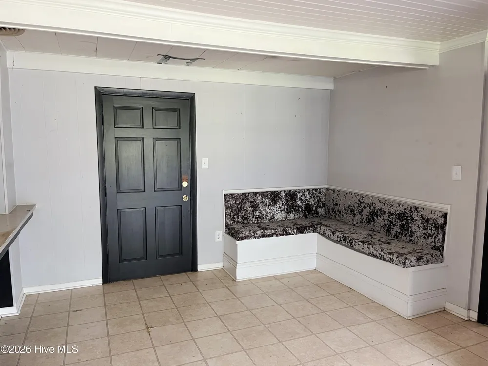 1005 W Queen Street Edenton, NC 27932