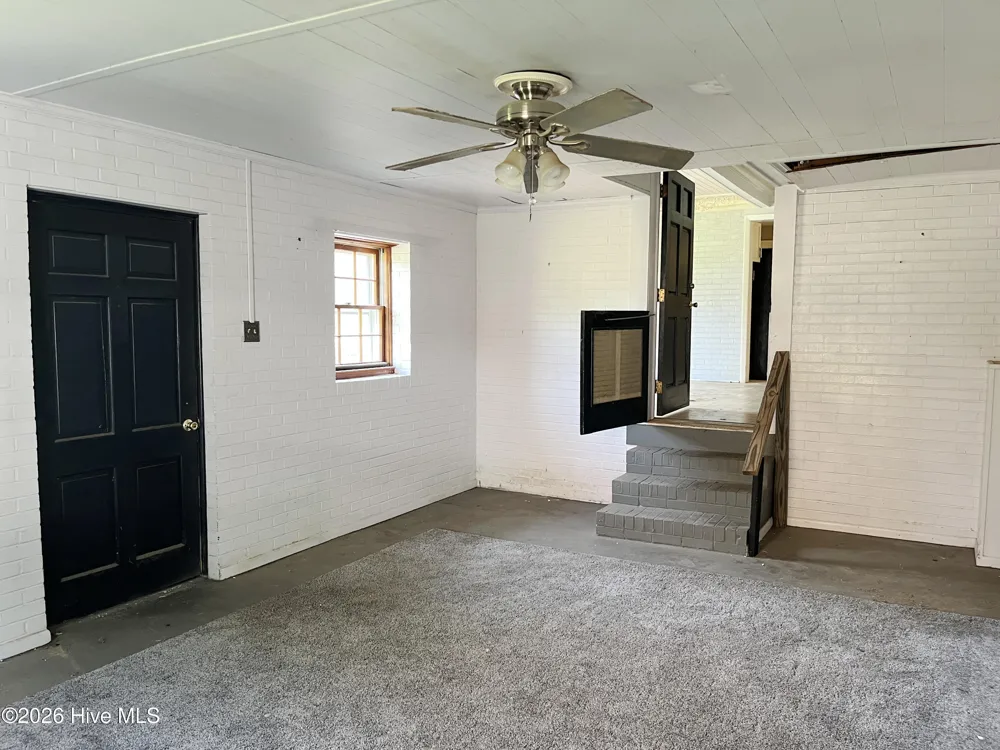 1005 W Queen Street Edenton, NC 27932