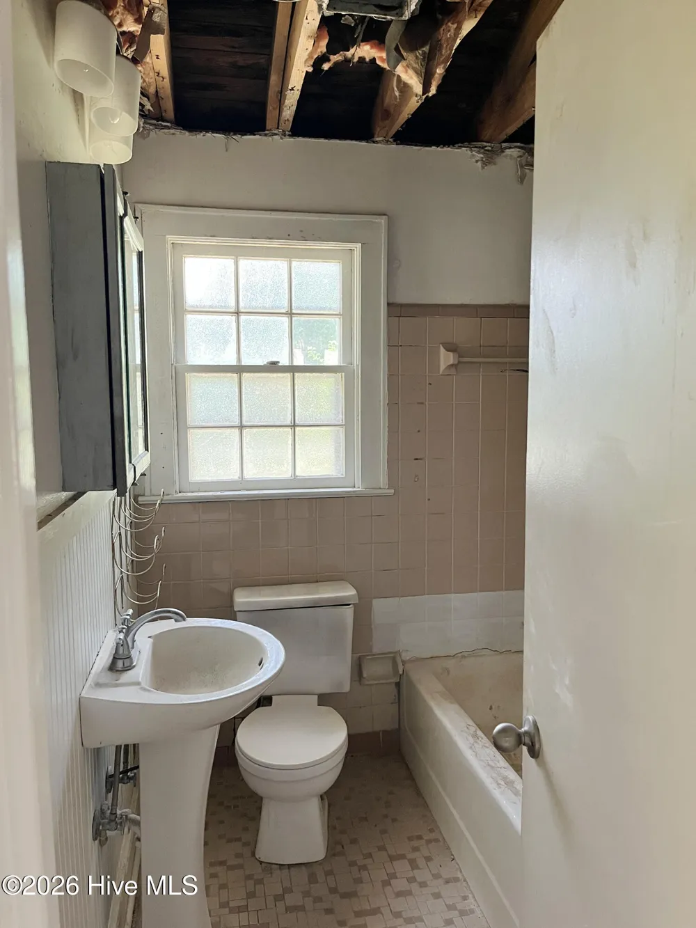 1005 W Queen Street Edenton, NC 27932