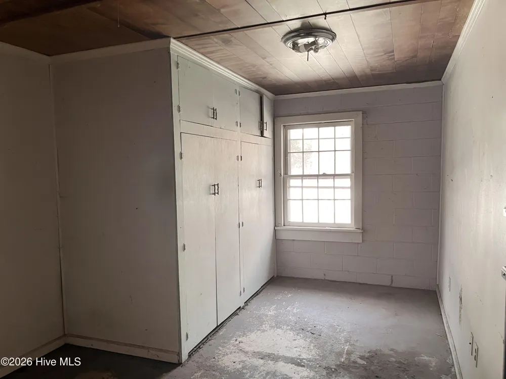 1005 W Queen Street Edenton, NC 27932