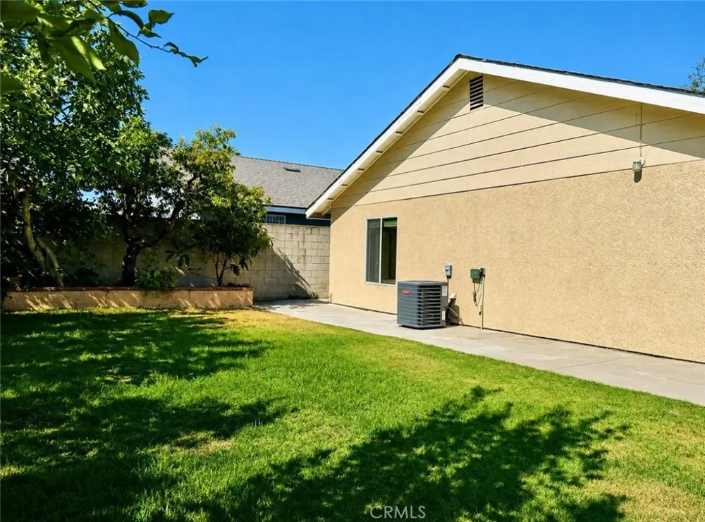 230 Oranut Lane La Puente, CA 91746