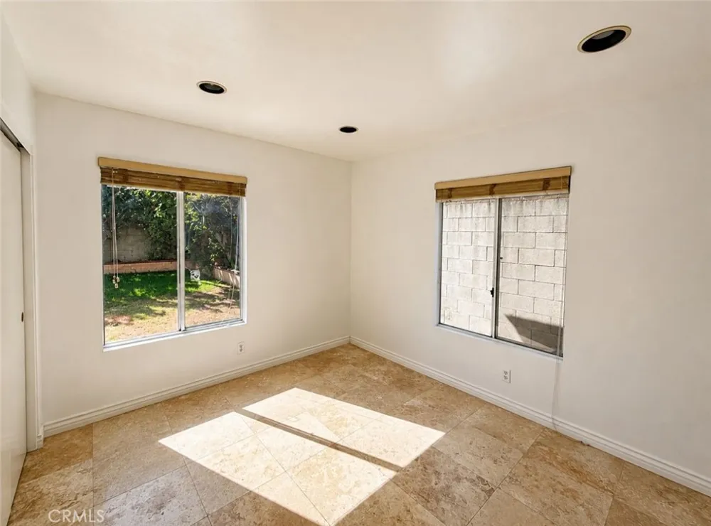 230 Oranut Lane La Puente, CA 91746