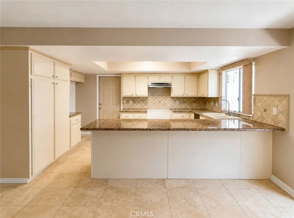 230 Oranut Lane La Puente, CA 91746