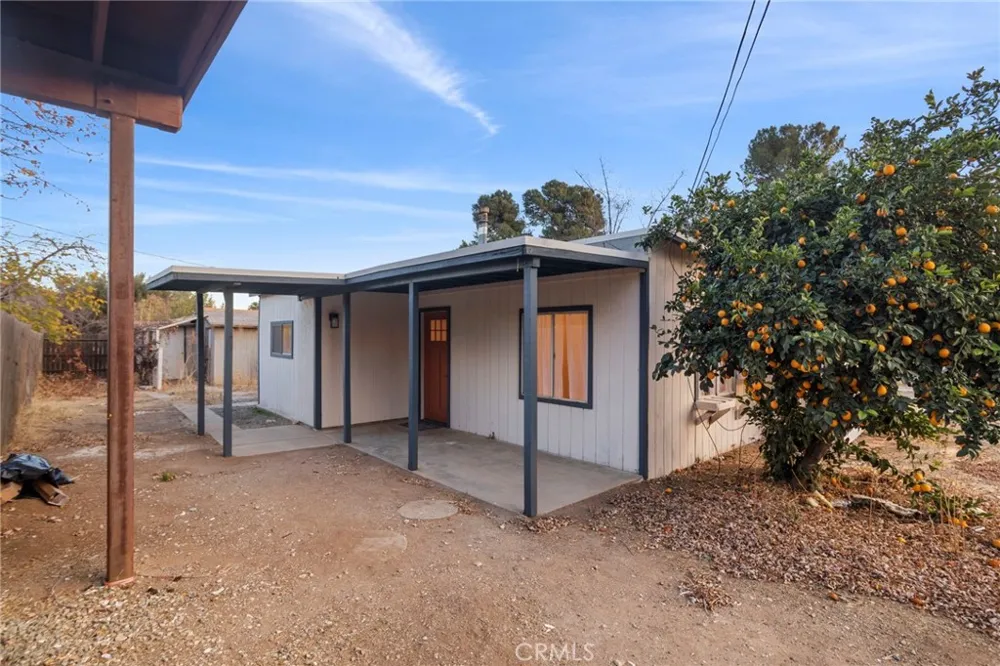 40041 Dutton Cherry Valley, CA 92223
