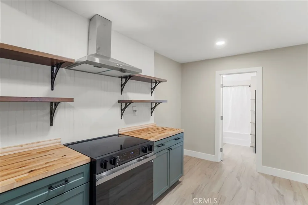 40041 Dutton Cherry Valley, CA 92223