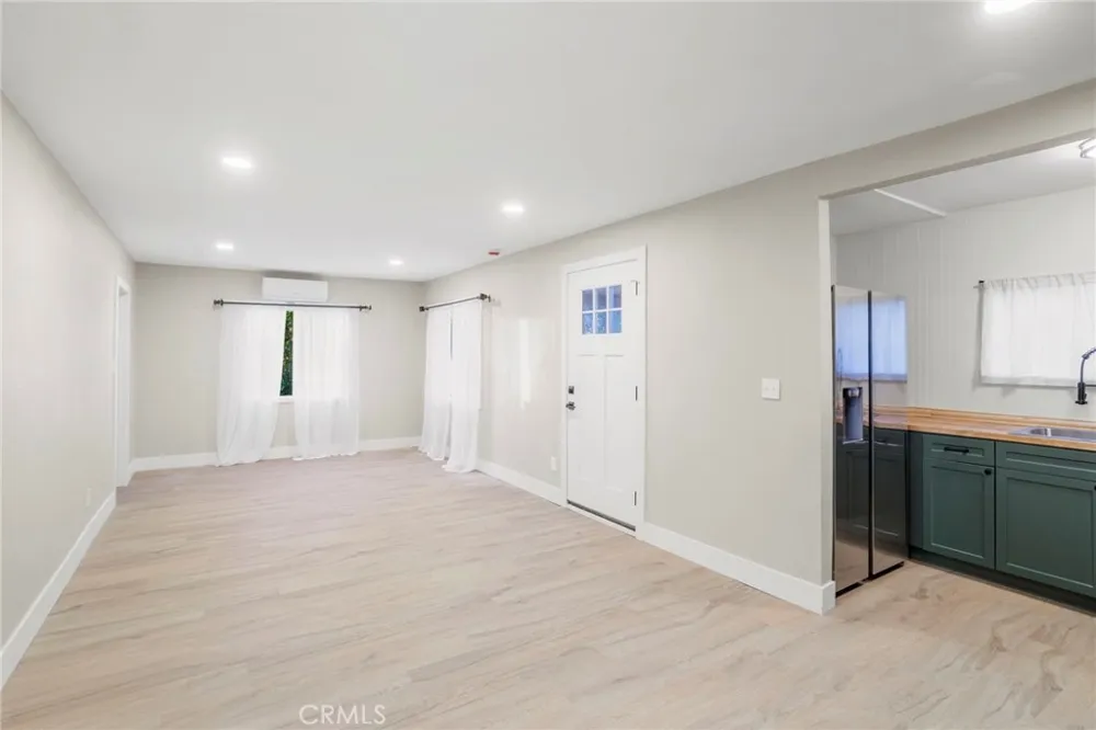 40041 Dutton Cherry Valley, CA 92223