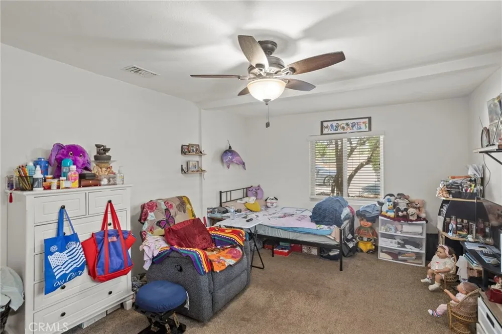 40041 Dutton Cherry Valley, CA 92223