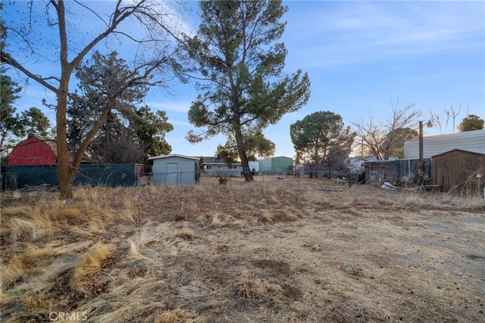 40041 Dutton Cherry Valley, CA 92223