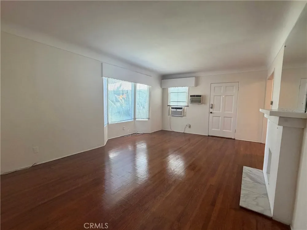 5646 Farmdale Avenue North Hollywood, CA 91601