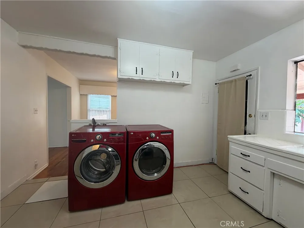 5646 Farmdale Avenue North Hollywood, CA 91601