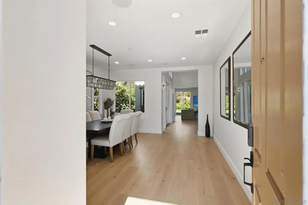 5534 Nanday Court Oceanside, CA 92057