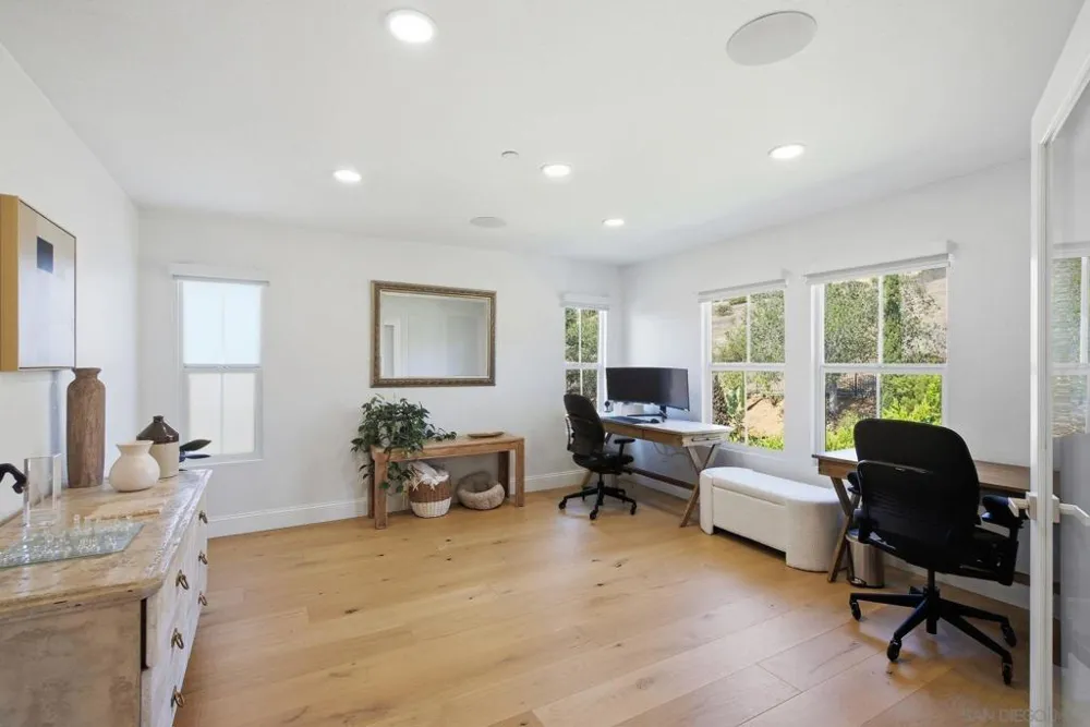 5534 Nanday Court Oceanside, CA 92057