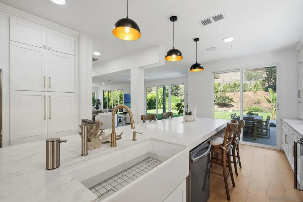 5534 Nanday Court Oceanside, CA 92057