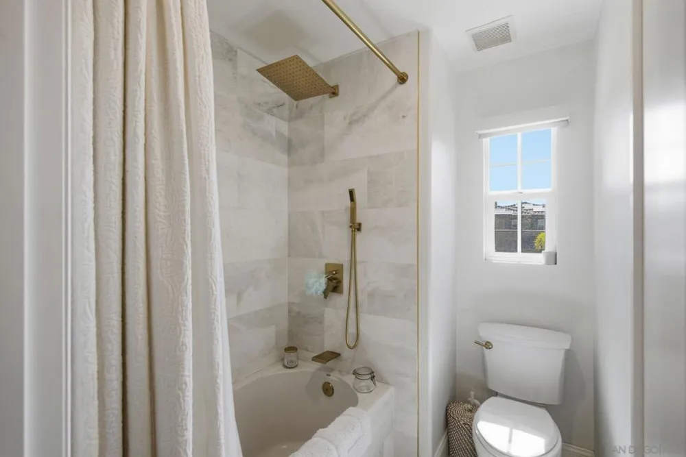 5534 Nanday Court Oceanside, CA 92057